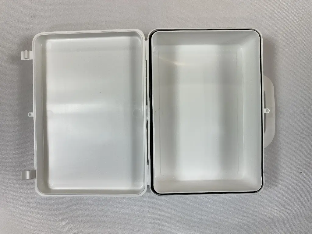 Boîtier plastique 16 unités intérieur